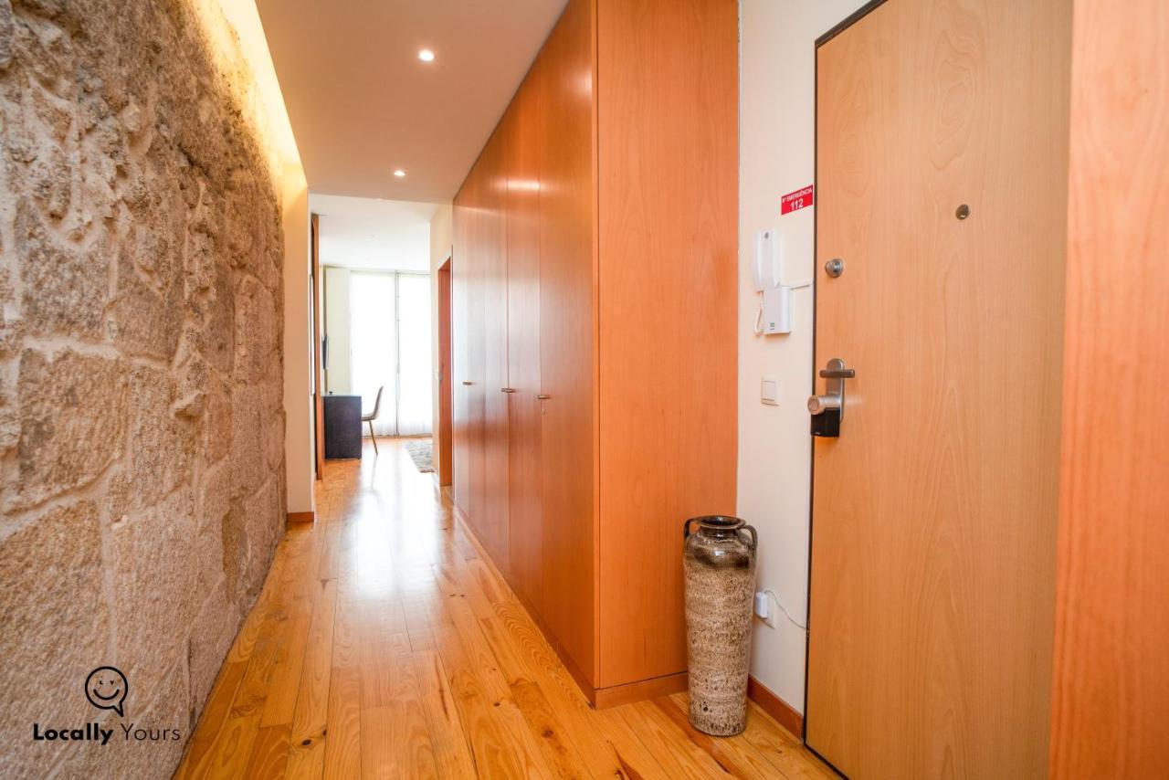 Locally Yours Sao Bento Apartments ポルト エクステリア 写真