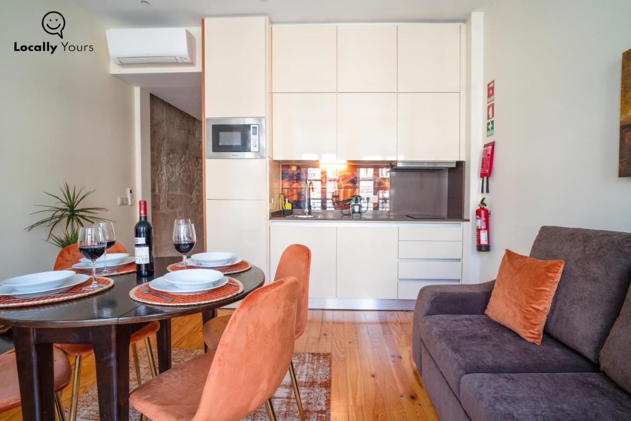 Locally Yours Sao Bento Apartments ポルト エクステリア 写真